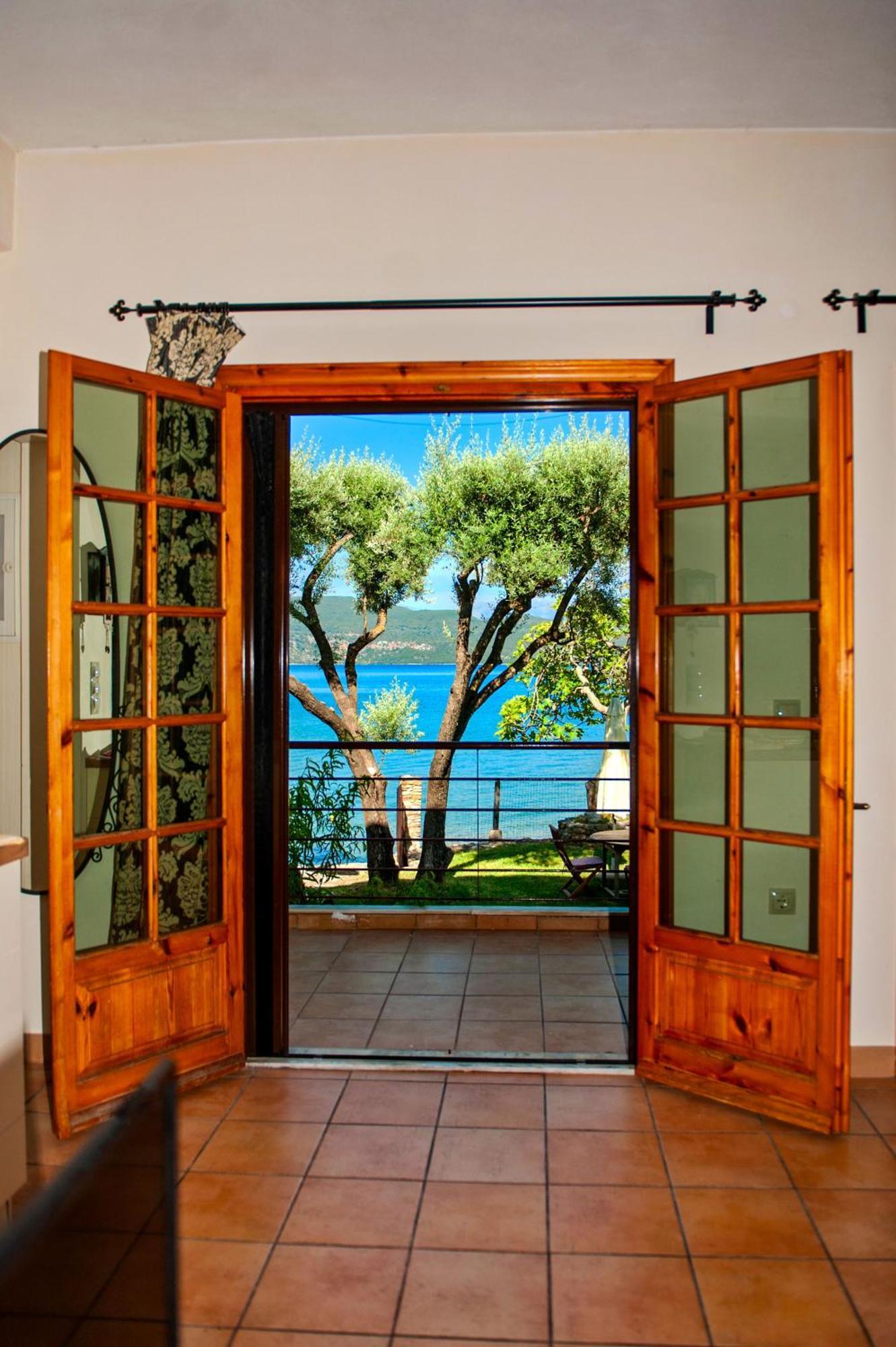 Villa Spitaki Никиана Екстериор снимка